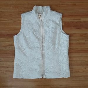 3/$15 Charter Club quilted vest